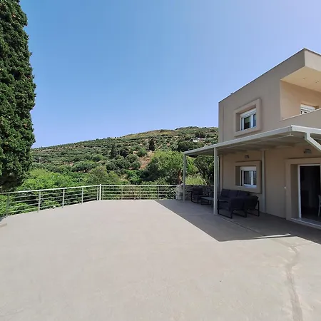 Villa Irini - Cretan Luxury With Amazing View Paraspori (Crete)