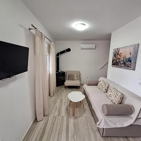 Irini - Cretan Luxury With Amazing View Paraspori (Crete)